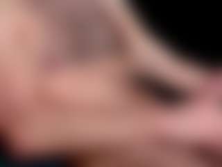 Live-Cam-Show mit OldFaithful - Tease auf Camsoda
