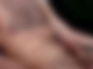 Live cam show with OldFaithful - Silver Fox on Gym Cam Girls