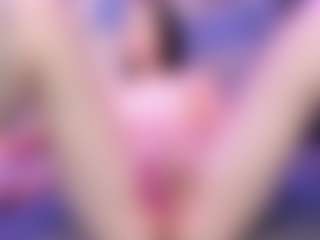 Live cam show with PaigeThorne - Deepthroat on liverealitysex.com