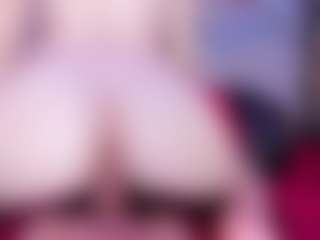 PaigeThorne's Live Sex Cam Show