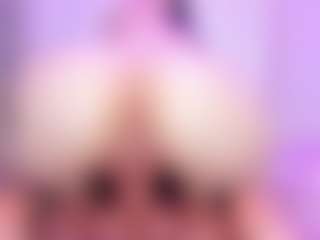 PaigeThorne's Live Sex Cam Show