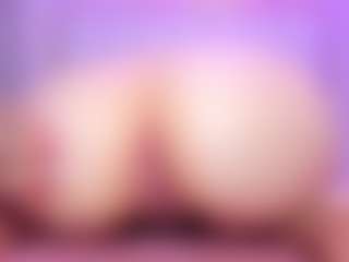 Live cam show with PaigeThorne - Squirt on SquirtSoMuch