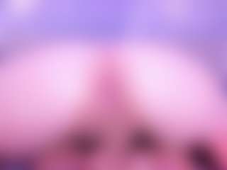 Live cam show with PaigeThorne - Brown Eyes Brown Hair on Hubzter Live