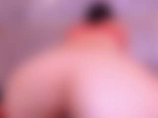 Live cam show with PaigeThorne - Deepthroat on TeamSkeetLive