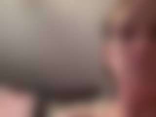 SaraLaw22's Live Sex Cam Show