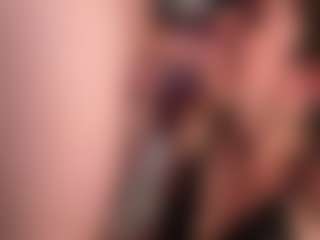 SaraLaw22's Live Sex Cam Show