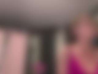 Live cam show with SaraLaw22 - Mobile on livesuperchat.net