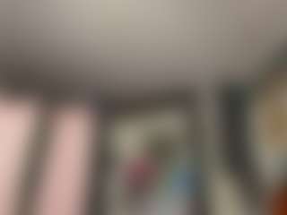 SaraLaw22's Live Sex Cam Show