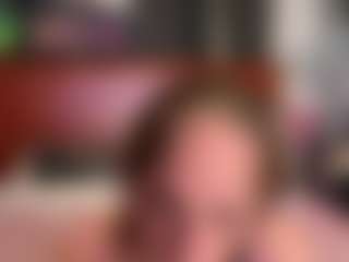 Live cam show with SaraLaw22 - Genital Piercings on EXY