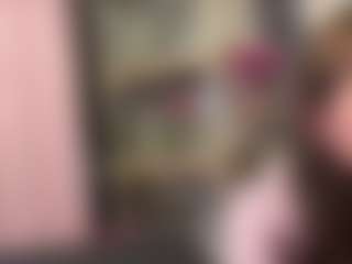 Live cam show with SaraLaw22 - Mobile MILF on Camsoda