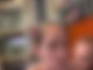 SaraLaw22's Live Sex Cam Show