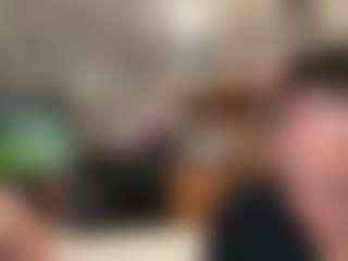 Live cam show with SaraLaw22 - Big Tits on livesexfox.com