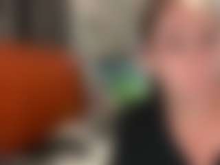 Live-Cam-Show mit SaraLaw22 - Big Tits auf Camsoda