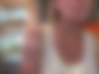 Live cam show with SaraLaw22 - Butt Plug on livesuperchat.net