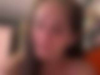 SaraLaw22's Live Sex Cam Show