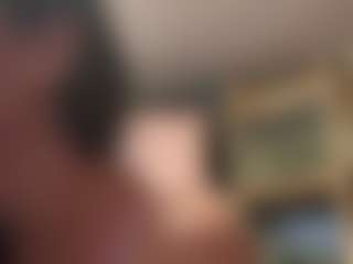 SaraLaw22's Live Sex Cam Show