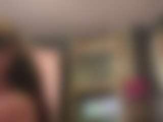 SaraLaw22's Live Sex Cam Show