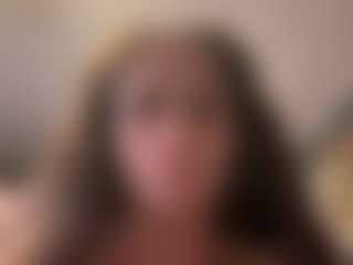 SaraLaw22's Live Sex Cam Show
