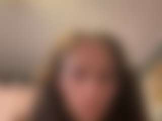 SaraLaw22's Live Sex Cam Show