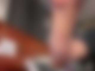 SaraLaw22's Live Sex Cam Show