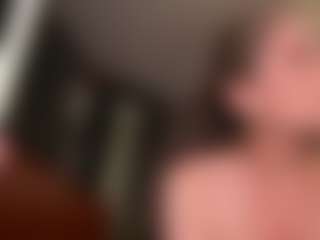 Live cam show with SaraLaw22 - Brown Hair on infinitiblacc.com