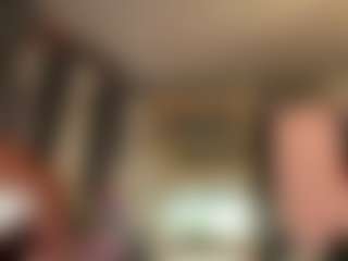 Live cam show with SaraLaw22 - Ball Sucking on Camsoda