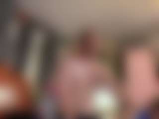 SaraLaw22's Live Sex Cam Show