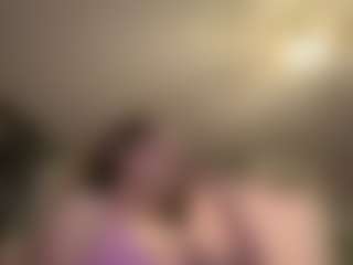 Live cam show with SaraLaw22 - Genital Piercings on Camsoda
