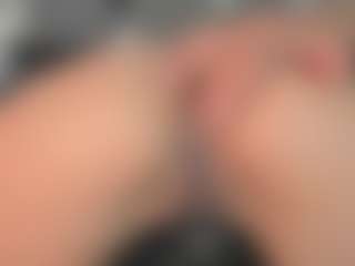 Live cam show with sensually-explosive - Ass Bouncing on AdultVida.com