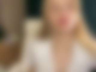 Live cam show with AnitaBlair - College on chickslive.net