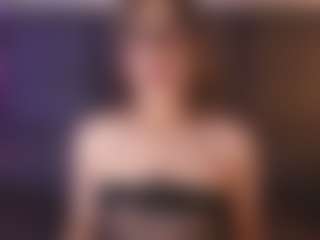 Live cam show with Ashley Monroee - No Drinking on Dolls Live