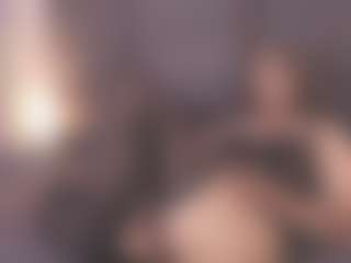 Live cam show with Ashley Monroee - Average on camwithhim.com
