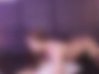 Live cam show with Ashley Monroee - Tease on Fling VIP Chat