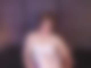 Live cam show with Ashley Monroee - Average on https://playwithruby.com