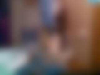 Live cam show with BlondeBootyCutie - Busty on Dolls Live