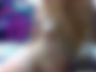 BlondeBootyCutie's Live Sex Cam Show