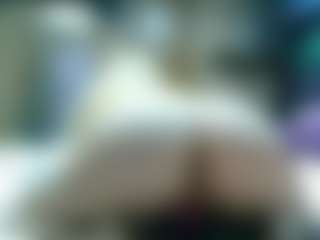 BlondeBootyCutie's Live Sex Cam Show