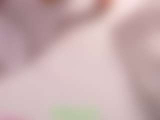 Live cam show with Carolynmoreno - Smoking on CamwithHer