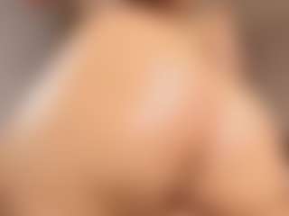 Evakingsford's Live Sex Cam Show