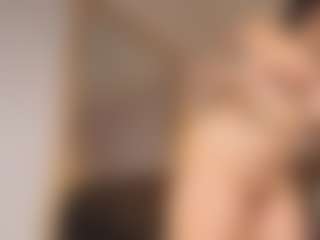 Live cam show with Evakingsford - Big Tits Toys on Stripli.com