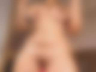 Live cam show with Evakingsford - New White on Big Tits | colombia