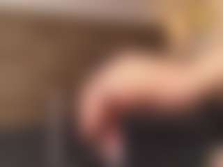 Live cam show with Evakingsford - New Lovense on xDating