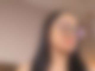 Live cam show with Evakingsford - Fingering on Milfs Live