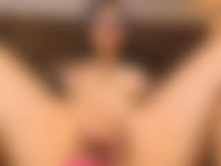 Live cam show with Evakingsford - Deepthroat on Camsoda