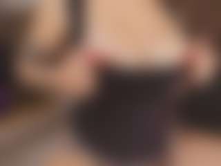 Evakingsford's Live Sex Cam Show