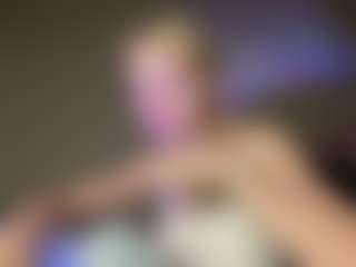 Live cam show with OpalSchoeneman - Body Massage on Milfs Live