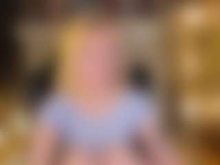 Live cam show with Sophia - Blonde Hair on mypornchat.com