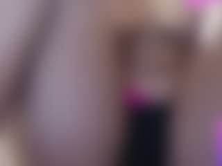 tinylittlebrownie's Live Sex Cam Show