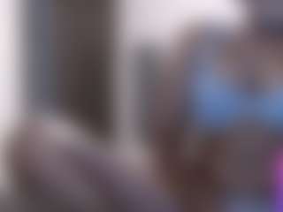 tinylittlebrownie's Live Sex Cam Show
