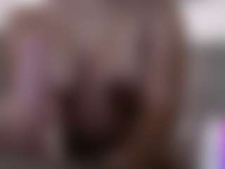 tinylittlebrownie's Live Sex Cam Show